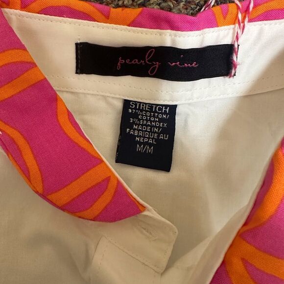 Pearly Vine White Button-Up Shirt with Pink Accents - Picture 3 of 5